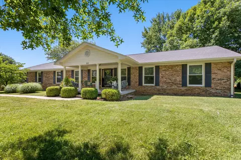 219 Augusta Dr, Georgetown, KY 40324 photo 2