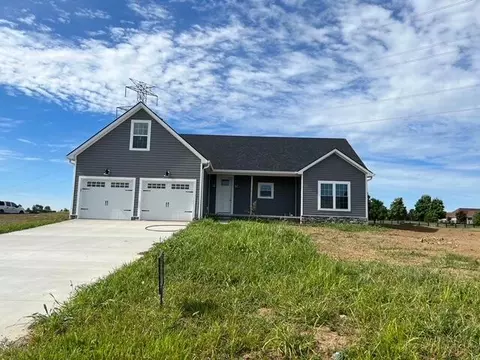 360 Dorton Dr, Lancaster, KY 40444 photo 1