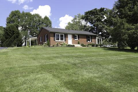391 Gentry Rd, Lexington, KY 40509