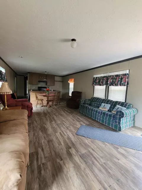 174 Morrow Ln, Stearns, KY 42647 photo 5