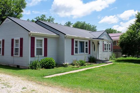 296 Washington St, Stanton, KY 40380 photo 1