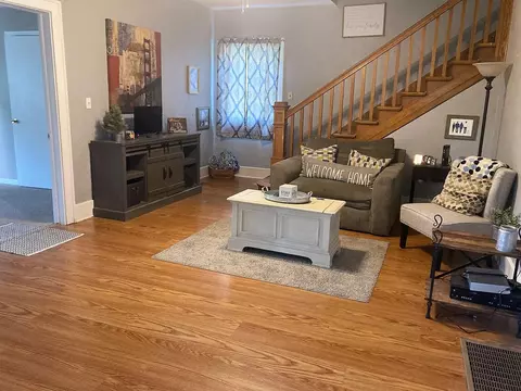 101 Oak St, Hazard, KY 41701 photo 3