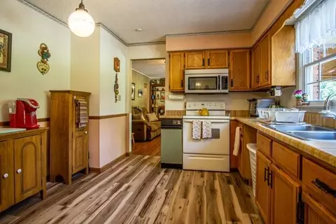140 Kelso Trl, Corbin, KY 40701 photo 10