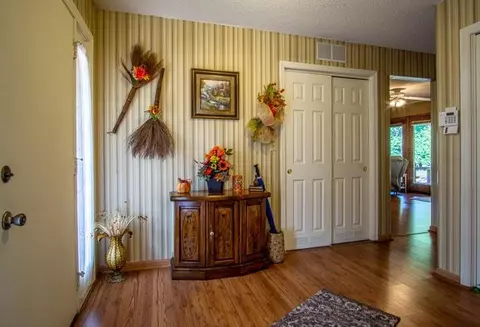 140 Kelso Trl, Corbin, KY 40701 photo 4