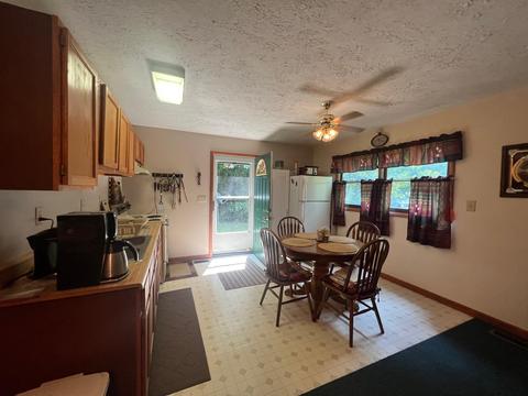 684 Spring Branch Rd, Nancy, KY 42544 photo 4