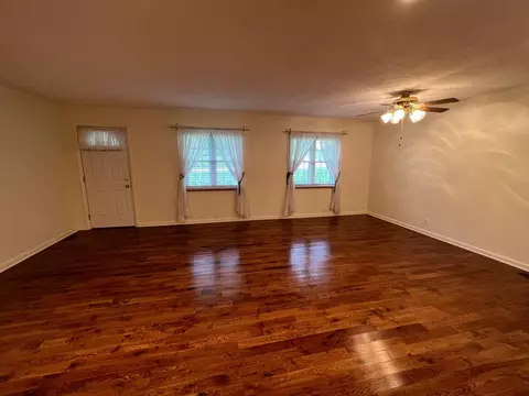 413 16th St, Corbin, KY 40701 photo 3