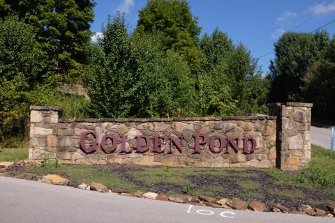 1 Golden Pond Dr, London, KY 40744
