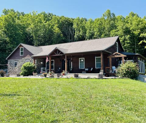 3670 Patsy Riffe Rd, Middleburg, KY 42541 photo 2