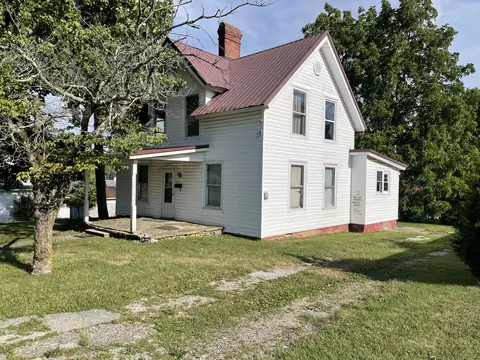 305 W Maple Ave, Lancaster, KY 40444 photo 1