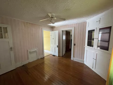 305 W Maple Ave, Lancaster, KY 40444 photo 13