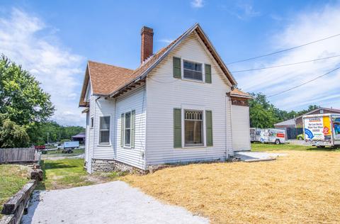 159 E Main St, Paris, KY 40361 photo 3