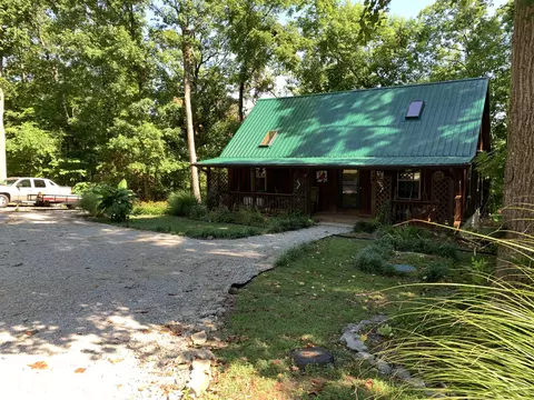 374 Lakeview Ave, Burnside, KY 42519 photo 2