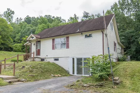 25 Hogge St, Clearfield, KY 40313 photo 2