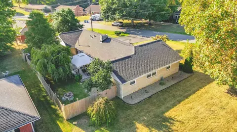 623 Apache Trl, Danville, KY 40422 photo 4