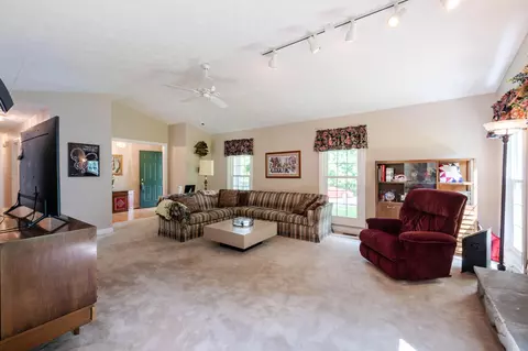 102 Teal Ct, Georgetown, KY 40324 photo 3