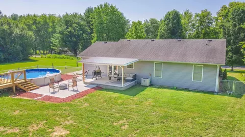 3126 Old Bull Rd, Eubank, KY 42567 photo 2