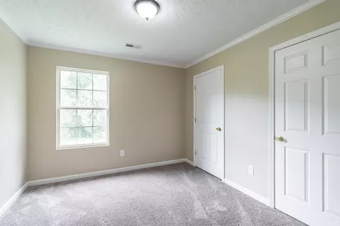 69 Karen Dr, Stanton, KY 40380 photo 4