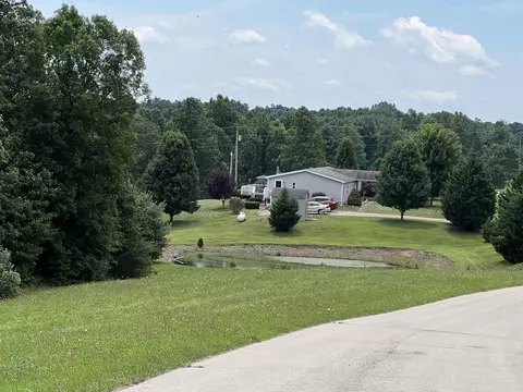 455 Hemlock View Rd, Morehead, KY 40351 photo 2