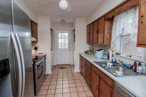 412 Springhill Dr, Paris, KY 40361 photo 7