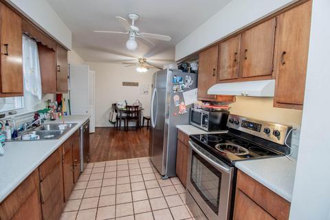 412 Springhill Dr, Paris, KY 40361 photo 8