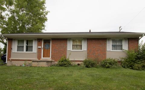 412 Springhill Dr, Paris, KY 40361 photo 1