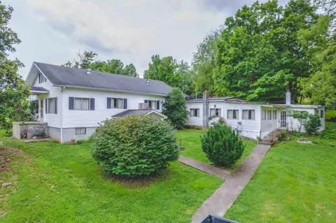 395 Lloyd Wilson Rd, Williamsburg, KY 40769