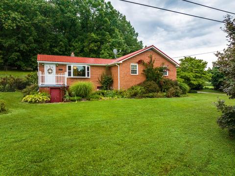 464 Mckeehan Crossing Rd, Corbin, KY 40701 photo 3