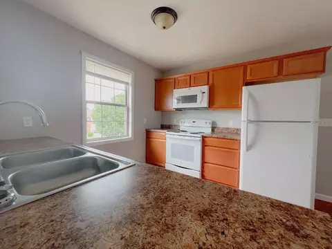 1016 Brooklyn Blvd, Berea, KY 40403 photo 3