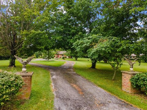 1059 Bethlehem Rd, Paris, KY 40361 photo 2