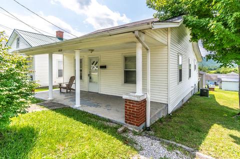 628 Cantrill St, Irvine, KY 40336 photo 1