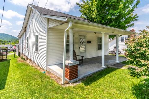 628 Cantrill St, Irvine, KY 40336 photo 2