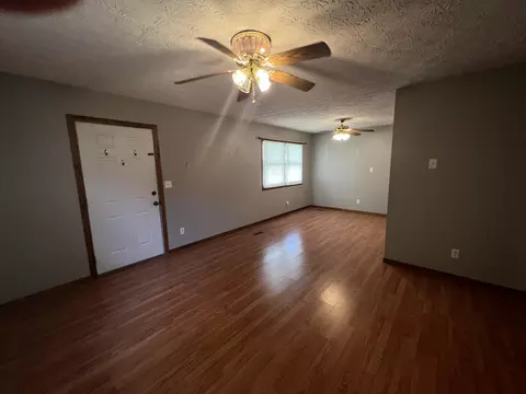 1329 Frontier Dr, Morehead, KY 40351 photo 4