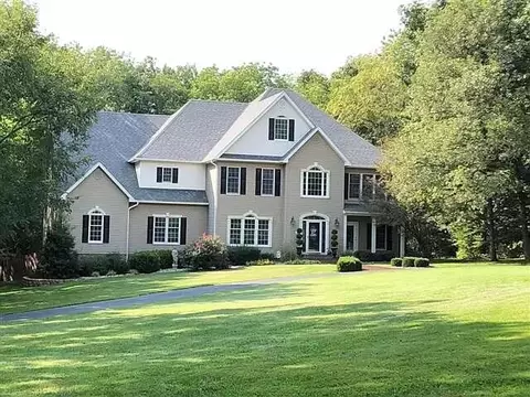 3115 Flint Knob Rd, Cave City, KY 42127
