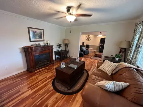 182 Cobb St, Corbin, KY 40701 photo 3