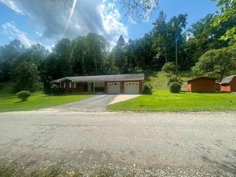 735 Damron Mayo Rd, Grayson, KY 41143 photo 4