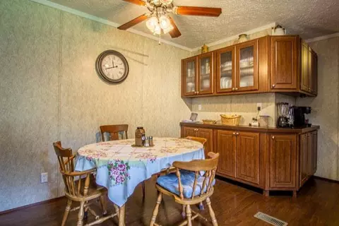 976 Hwy 90, Corbin, KY 40701 photo 8