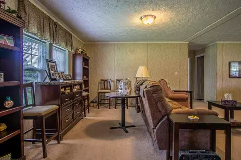 976 Hwy 90, Corbin, KY 40701 photo 12