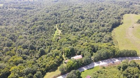 4113 Bardstown Rd, Lawrenceburg, KY 40342