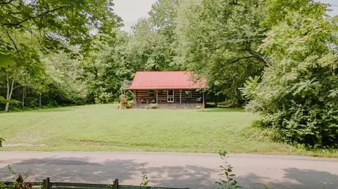 4596 Cave Springs Rd, Nancy, KY 42544 photo 1