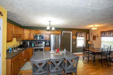 202 Old Garrard Rd, Berea, KY 40403 photo 4