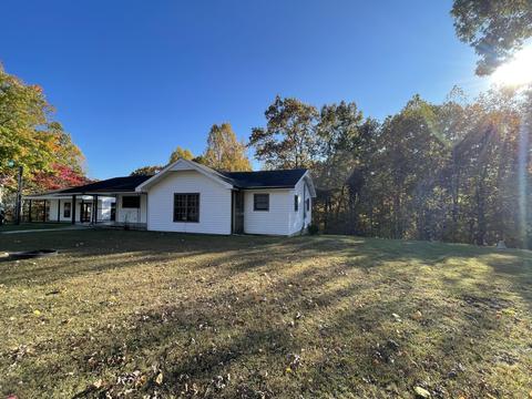 3662 Craig Rd, Williamsburg, KY 40769 photo 2
