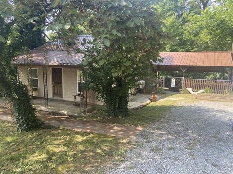 161 Johnson Ave, Lancaster, KY 40444 photo 2