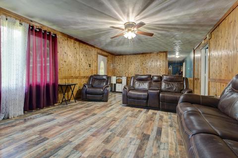 98 Brittany Rd, Stanton, KY 40380 photo 5