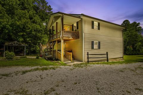 98 Brittany Rd, Stanton, KY 40380 photo 3