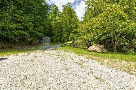 98 Brittany Rd, Stanton, KY 40380 photo 21