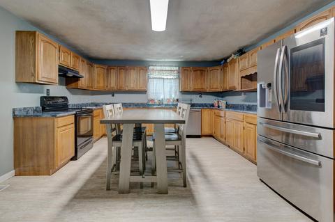 98 Brittany Rd, Stanton, KY 40380 photo 8