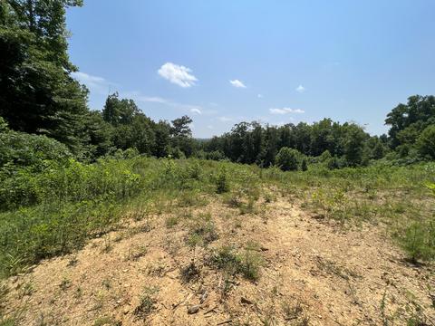1 Carlisle Ave, Beattyville, KY 41311