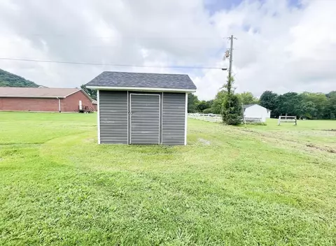 215 Abney Dr, Berea, KY 40403 photo 6