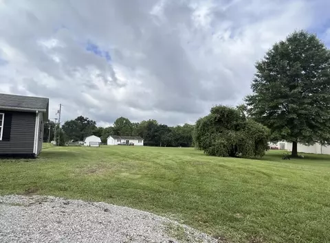 215 Abney Dr, Berea, KY 40403 photo 3
