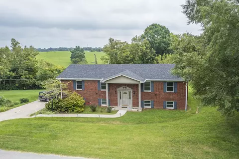 103 Heritage Dr, Richmond, KY 40475 photo 2